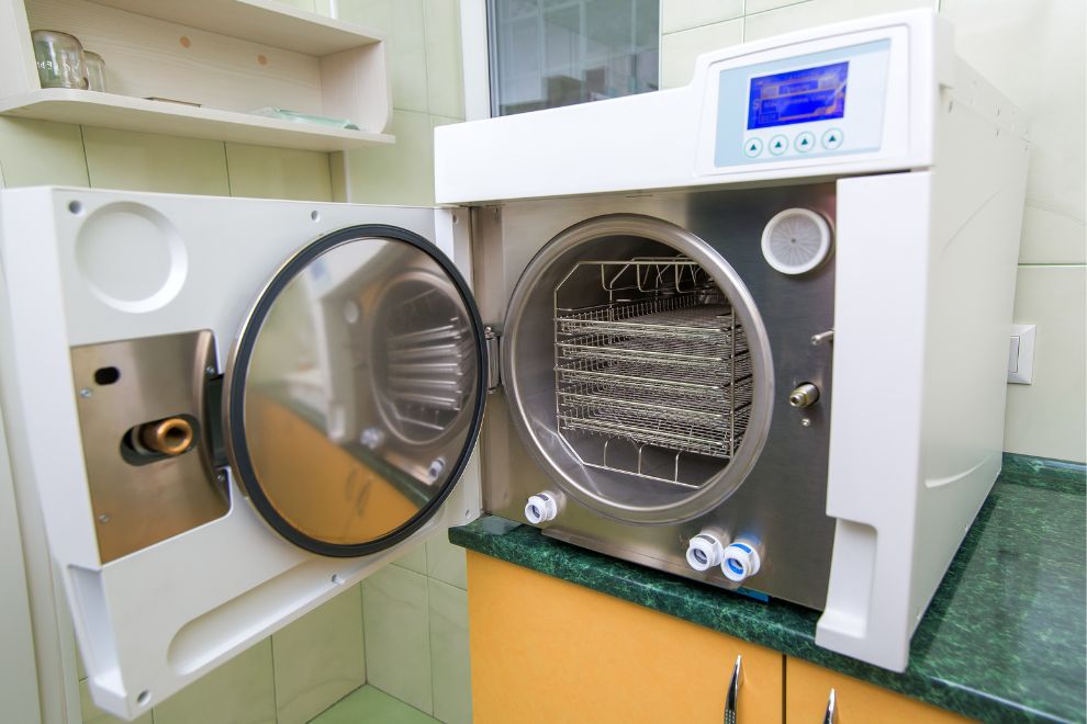 Autoclave Portatil 1 1 Autoclave Portátil- Praticidade aliada a um bom equipamento.