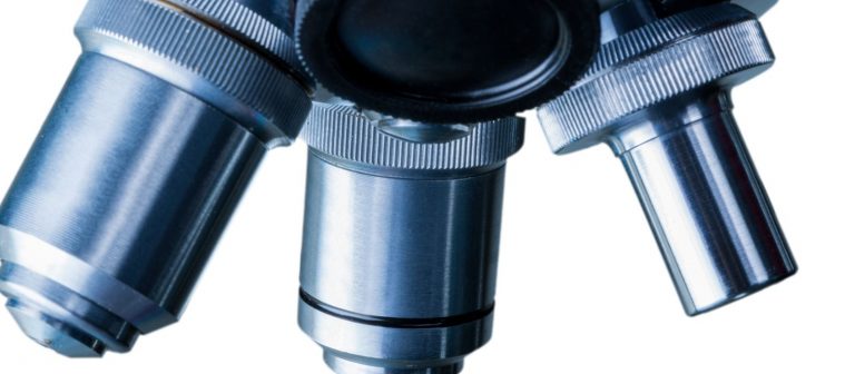 microscópio de contraste de fase