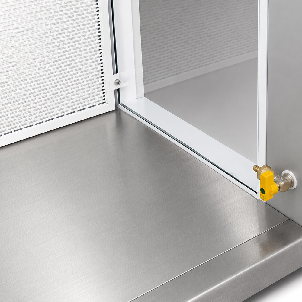 Capela de Fluxo Laminar com Lateral de Vidro SP 1890F 3 Capela de Fluxo Laminar Horizontal de Bancada com Laterais em Vidro - Dimensões Internas (LxPxA) 1890x504x665mm - Modelo SP-1890/6-HLV - SPLABOR (@) - Imagem 13