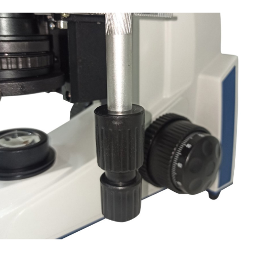Microscopio Biologico Binocular 8 Microscópio Biológico Binocular 8